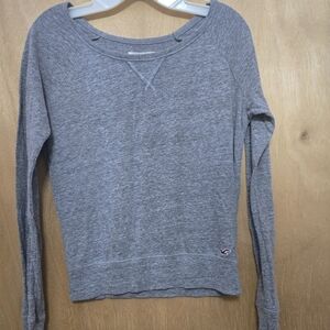 Hollistet Gray Long Sleeve Sweatshirt
